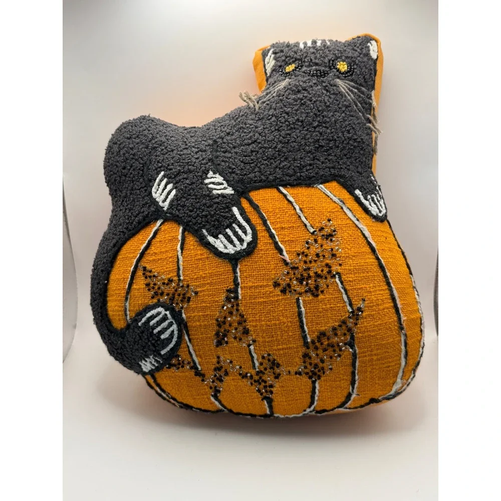 Peking Handcraft Halloween Black Cat on Pumpkin Throw Pillow Beaded Embroidered